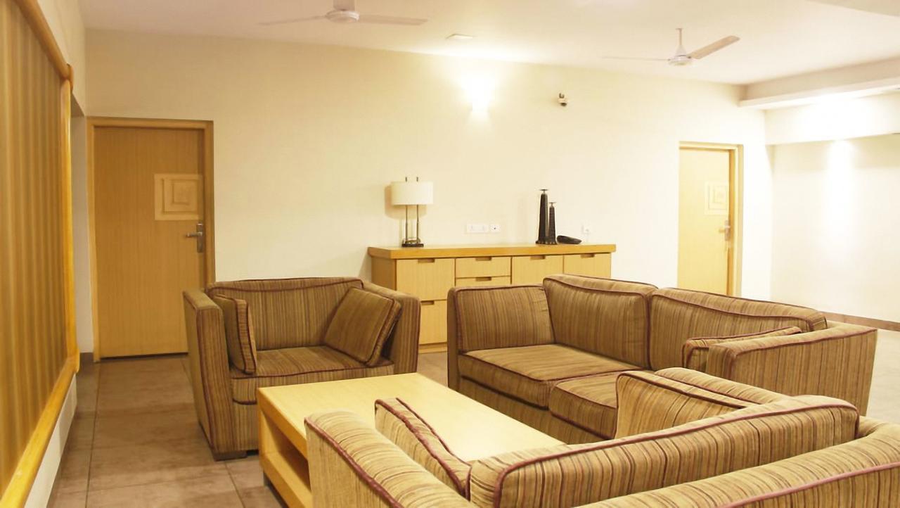 Classic Luxury Service Apartments Visakhapatnam Exterior photo